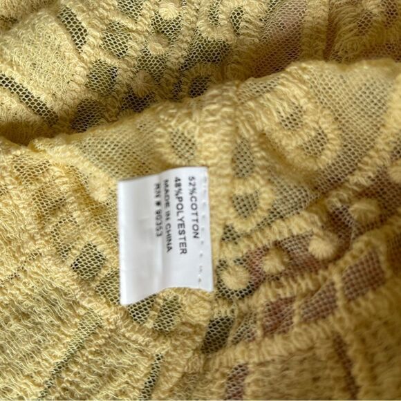 EUC.  Rebellion Again pale yellow lace duster. - Picture 5 of 7